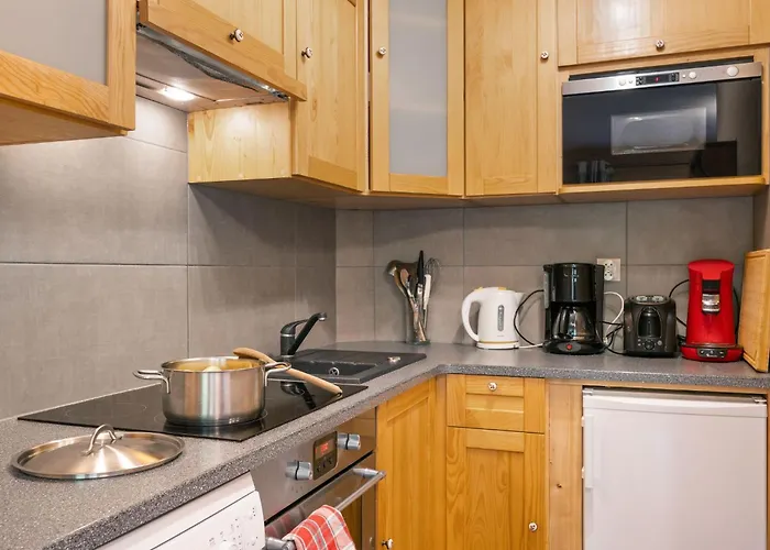 Appartamento Le Petit Savoyard-2 By Interhome *